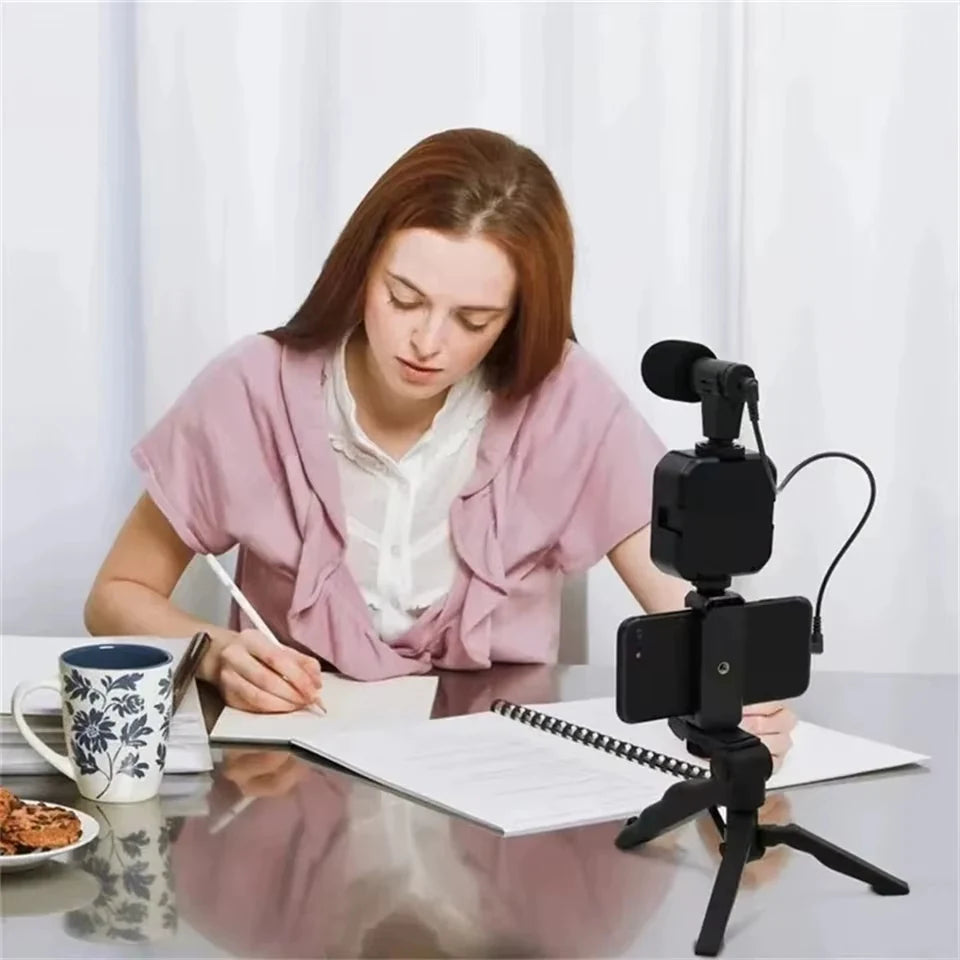 Kit Portátil de Vlogging con Luz LED, Micrófono y Trípode para Celular